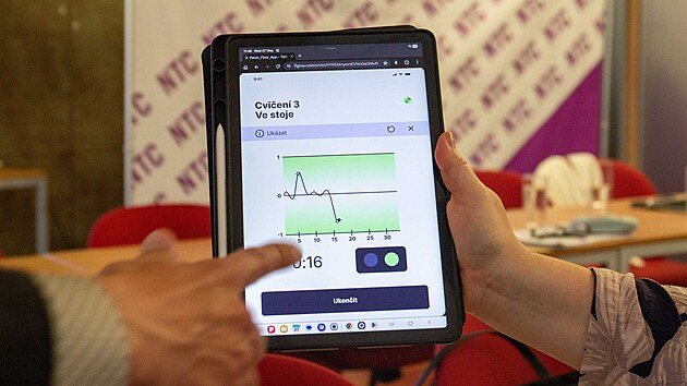 Vědci nyní vyvíjejí mobilní aplikaci, která bude dávat uživatelce zařízení okamžitou zpětnou vazbu, zda cvičení pánevního dna provádí správně.
