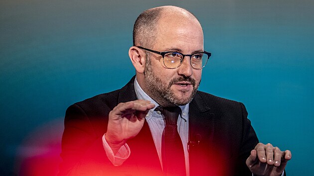 Hostem Rozstřelu je sociolog Daniel Prokop, odborn&iacute;k na anal&yacute;zu společensk&yacute;ch trendů a autor mnoha studi&iacute; o česk&eacute; společnosti. Pořad moderuje Vladim&iacute;r Vok&aacute;l.