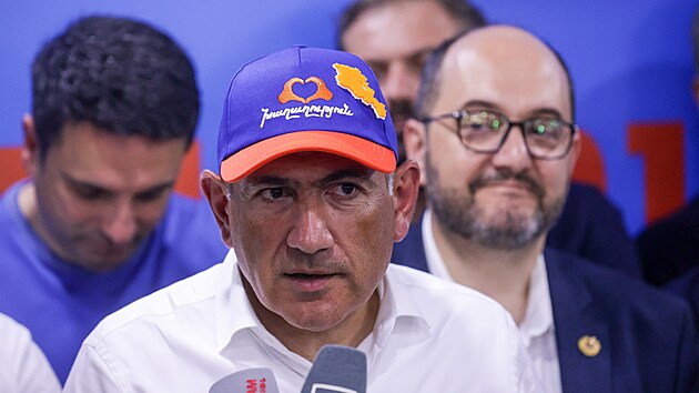Arménský premiér Nikol Pašinjan se stal vítězem parlamnetních voleb. (8. června 2026)
