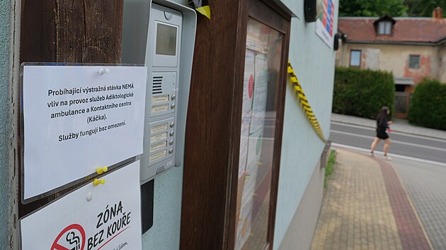 Přestože se žď&aacute;rsk&eacute; pracovi&scaron;tě ke st&aacute;vce připojilo, s klienty pracovali zaměstnanci d&aacute;l.