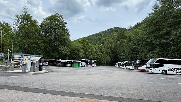 V are&aacute;lu KOME může parkovat až 60 autobusů. Dopravn&iacute; podnik chyst&aacute; jeho modernizaci.