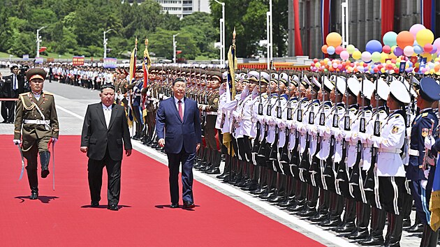 Čínský prezident Si Ťin-pching přicestoval na státní návštěvu Korejské lidově demokratické republiky. (8. června 2026)