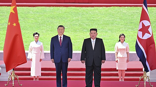 Čínský prezident Si Ťin-pching přicestoval na státní návštěvu Korejské lidově demokratické republiky. (8. června 2026)