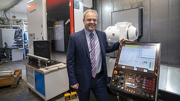 Stroj&iacute;rensk&aacute; firma Ace-Tech s&iacute;dl&iacute; v průmyslov&eacute;m are&aacute;lu Rybn&iacute;ky ve Zl&iacute;ně. Ředitel Jan Vrba. (květen 2026)