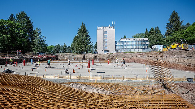 Stavba pavilonu jednodenní péče a ortopedického oddělení ve vrchlabské nemocnici (29. května 2026)