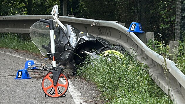 Srážka motorkáře s dodávkou v obci Psáry. (3. června 2026)