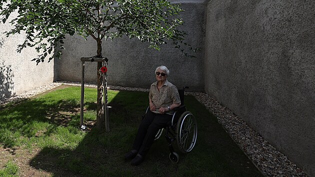 V Lošanech na Kolínsku byl slavnostně otevřen Památník věnovaný třem odbojům a protinacistickému odbojáři, generálu Josefu Mašínovi. Na snímku je sestra bratrů Mašínových Zdena Mašínová. (26. srpna 2022)