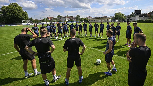 Fotbalisté Slovácka zahájili letní přípravu pod vedením nového trenéra Jana Jelínka. (17. červen 2026)