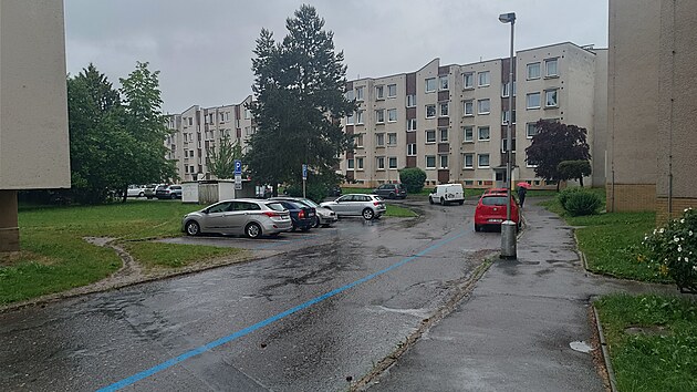 Radnice v Havlíčkově Brodě plánuje modernizaci spodní části Smetanova náměstí, záměr za půl milionu korun však vyvolal vlnu kritiky u opozičních Pirátů, kterým vadí způsob zadání zakázky bez konzultace s veřejností či architekty.