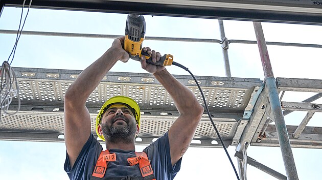 Prohl&iacute;dka staveni&scaron;tě nov&eacute;ho &uacute;středn&iacute;ho pavilonu B, největ&scaron;&iacute; budovy v dějin&aacute;ch Fakultn&iacute; nemocnice Olomouc. (17. června 2026).