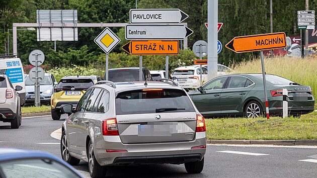 Na jednom z nejvyt&iacute;ženěj&scaron;&iacute;ch dopravn&iacute;ch uzlů v Liberci začala oprava mostů a s n&iacute; spojen&aacute; dopravn&iacute; omezen&iacute;. (15. června 2026)
