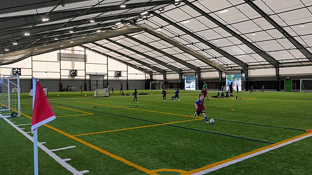 Tréninková hala v Dallasu, kde působí i Volf Soccer Academy pod vedením českého trenéra Alexandera Jakubova.