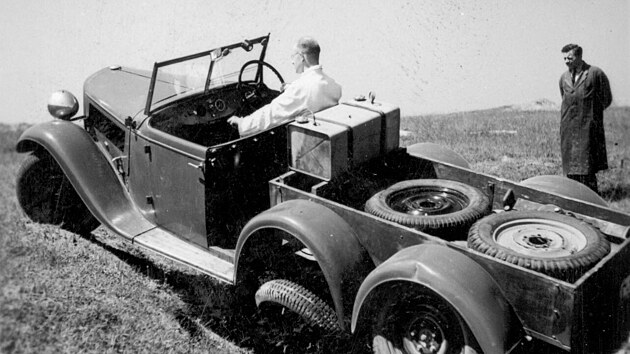 Škoda 903