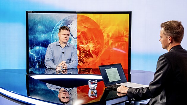 Hostem pořadu Rozstřel je Miroslav Trnka, klimatolog a &scaron;&eacute;f projektu Intersucho. Pořad moderuje Jiř&iacute; Vachtl.