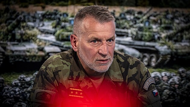 Hostem pořadu Rozstřel je Miroslav Hlaváč, nově jmenovaný náčelník Generálního štábu Armády České republiky.