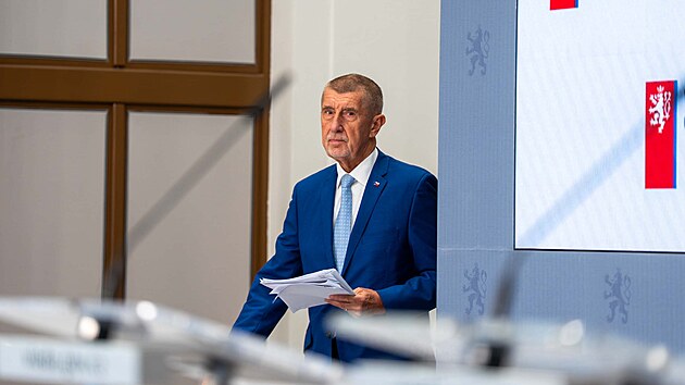 Vl&aacute;da rozhodla, že s sebou nevezme prezidenta Pavla v červenci na summit NATO v tureck&eacute; Ankaře. Delegaci povede premi&eacute;r Andrej Babi&scaron;. (22. června 2026)