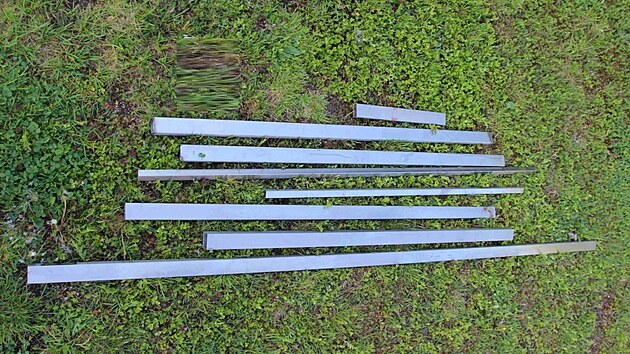 Dlouhých jedenáct let si pracovník z pelhřimovské firmy odvážel podobný nerezový materiál. Ve sběrnách surovin si přišel dohromady na více než šest milionů korun. (24. června 2026)