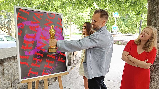 Pro producenty oceněného dokumentu je Jihlava srdeční záležitost. Právě tady jejich pouť za oceněním začala, v Jihlavě měl snímek Pan Nikdo proti Putinovi distribuční premiéru.
