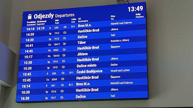 V Jihlavě se otevřel nový centrální dopravní terminál za 1,8 miliardy korun. Proměnila se v něj lokalita bývalého městského nádraží. Vyrostla tu zcela nová budova, přibyla i ulice. (24. června 2026)