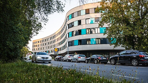 Architektonicky projekt Atrium Petřiny vznikl ve spolupr&aacute;ci s ateli&eacute;rem Kaama.