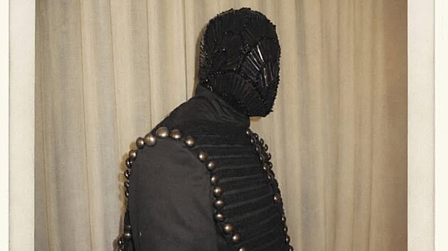 Kanye West a jeho manželka Bianca Censori slavili narozeniny s přáteli na zámku ve Versailles. (červen 2026)