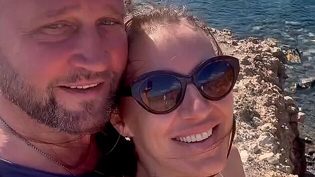Jiř&iacute; &Scaron;l&eacute;gr a Lucie &Scaron;l&eacute;grov&aacute; (Santorini, 2026)