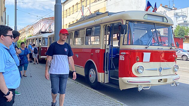Trolejbusy jako za star&yacute;ch časů zaplavily centrum Plzně, tis&iacute;ce lid&iacute; slavily v&yacute;roč&iacute;. (20. června 2026)