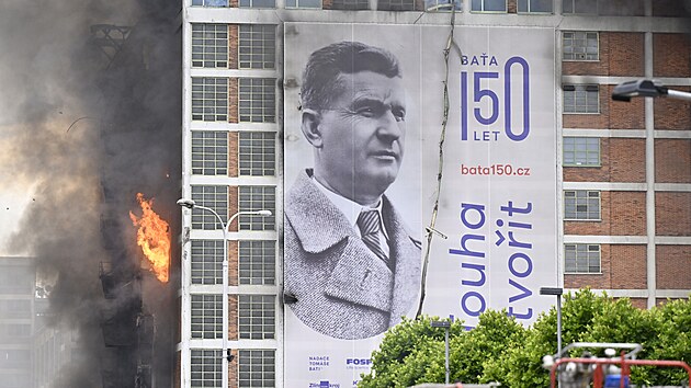 Bývalé centrum Baťova obuvnického impéria zachvátil ničivý požár. (9. července 2026)
