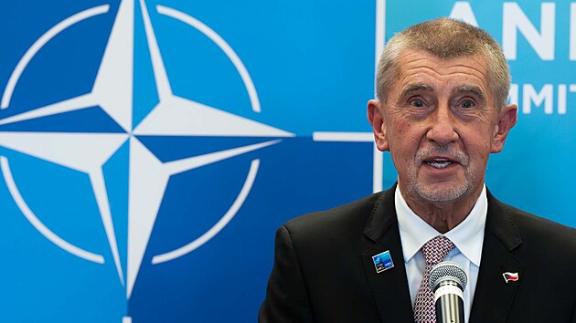 Tisková konference premiéra Andreje Babiše na summitu NATO v turecké Ankaře. (8. července 2026)