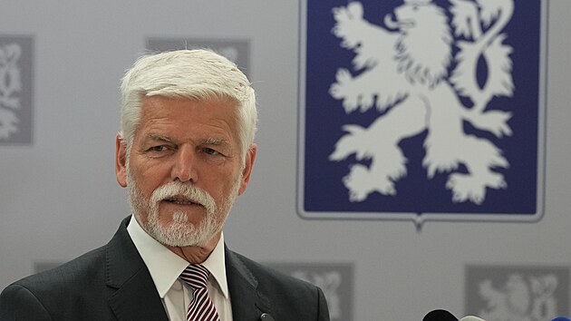 Prezident Petr Pavel před odletem na summit NATO do tureck&eacute; Ankary (7. července 2026)