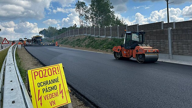 Úsek dálnice D3 mezi Nažidly a Dolním Dvořištěm na Českokrumlovsku otevřou už na konci července. (2. července 2026)