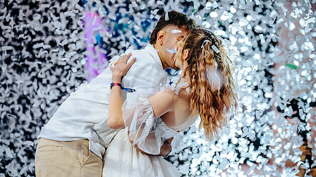 Na festivalu Beats for Love v Ostravě proběhla také svatba. (4. července 2026)