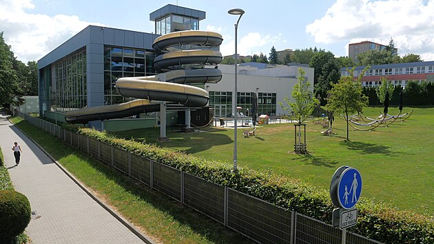Nov&eacute; koupali&scaron;tě by mohlo vzniknout roz&scaron;&iacute;řen&iacute;m st&aacute;vaj&iacute;c&iacute;ho relaxačn&iacute;ho centra. (9. července 2026)