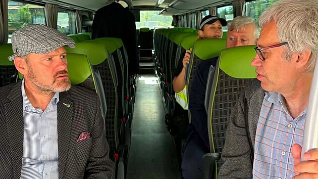 Testovací jízda se vydařila, autobus se dostal všude.