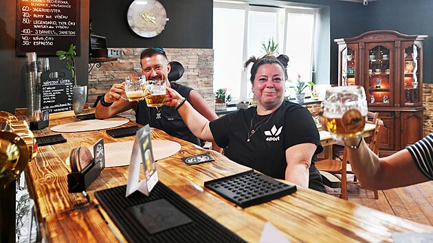 Pivnice Pendolíno Západ na západním nádraží v Ústí nad Labem (červenec 2026)
