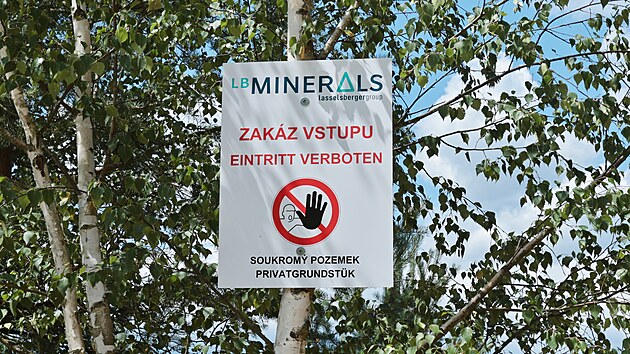 P&iacute;skovny pro těžby p&iacute;sku u Hal&aacute;mek či Cepu na Jindřichohradecku jsou pro koup&aacute;n&iacute;, kter&eacute; tu bylo velice obl&iacute;ben&eacute;, už uzavřen&eacute;. Jedin&aacute; p&iacute;skovna na Třeboňsku, kde se d&aacute; ofici&aacute;lně koupat, je Mal&aacute; Tu&scaron;ť. (22.7.2026)