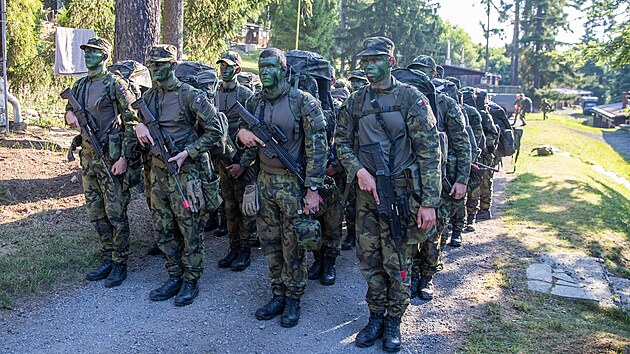 Dobrovolný vojenský výcvik studentů a čerstvých absolventů středních škol vyvrcholil na Libavé prověrkou získaných znalostí. Ta zahrnovala mimo jiné maskování, taktický přesun, orientaci v terénu či odražení útoku.