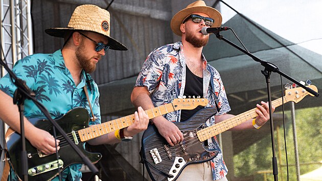 Po sedmadvaceti letech zazněla v neděli u přehrady Bystřička na Vsetínsku poslední písnička festivalu Starý dobrý western. Kapela Big Boy Band. (srpen 2026)