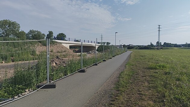 Stavba přeložky silnice z Týniště nad Orlicí do Albrechtic se chýlí k závěru. (1. srpna 2026)
