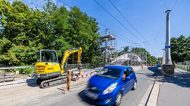 Uzavírka u Malšovického mostu potrápí řidiče do půli listopadu. (29. července 2026)