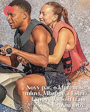 O Mbapp�m a Exp�sito se za�alo mluvit u� na ja�e. Prvn� v�t�� pozornost vzbudili v b�eznu b�hem m�dn�ho t�dne v Pa��i, kde byli spat�eni spole�n�....