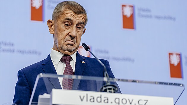 Tisková konference po jednání vlády. Na snímku premiér Andrej Babiš. (17. srpna 2026)