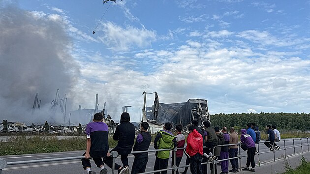 Následky ukrajinského útoku na sklad společnosti Wildberries (16. srpna 2026)