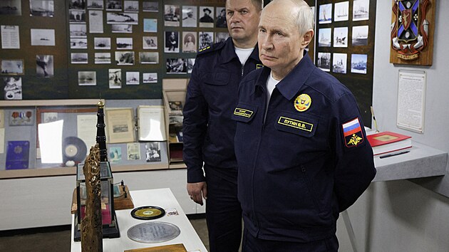 Vladimir Putin navštívil během cesty po Dálném Východě i Kurily, o něž Rusko vede územní spory s Japonskem od druhé světové války. (13. srpna 2026)