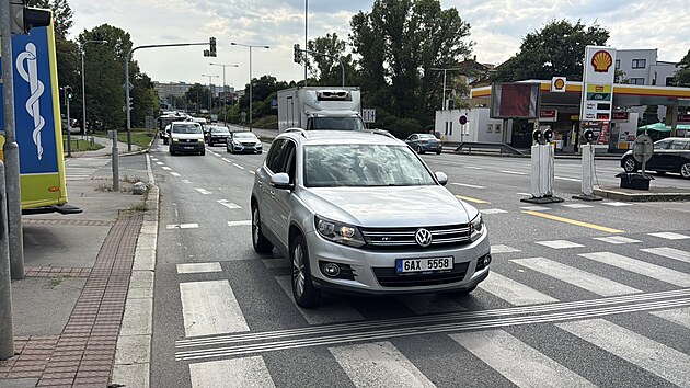 Nehoda autobusu v pražské Krči. (25. srpna 2026)
