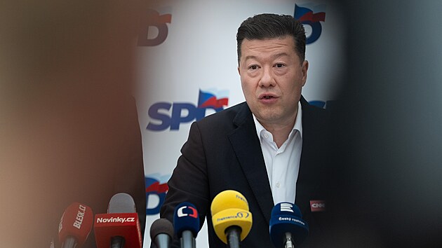 Tomio Okamura na tiskové konferenci Poslaneckého klubu SPD ve Sněmovně. (25. srpna 2026)