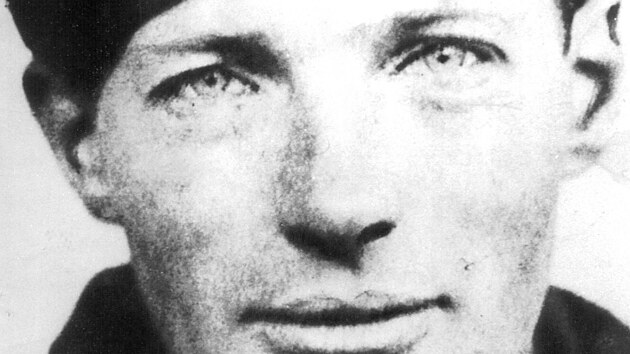 Hrabě. Vévoda. Ctihodný. Na svou historku o aristokratickém původu si Gordon Cummins potrpěl.