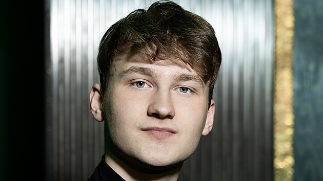 Pianista Jan Schulmeister patř&iacute; k nejv&yacute;razněj&scaron;&iacute;m klav&iacute;rn&iacute;m talentům sv&eacute; generace. M&aacute; za sebou v&iacute;tězstv&iacute; z des&iacute;tek prestižn&iacute;ch soutěž&iacute;, sb&iacute;r&aacute; ceny od Evropy po Spojen&eacute; st&aacute;ty a jeho jm&eacute;no zdob&iacute; řada vydan&yacute;ch alb.