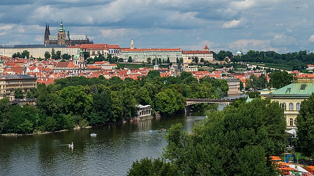 Česká metropole patřila v hodnocení k nejbezpečnějším městům a dobře si vedla také cenou veřejné dopravy.