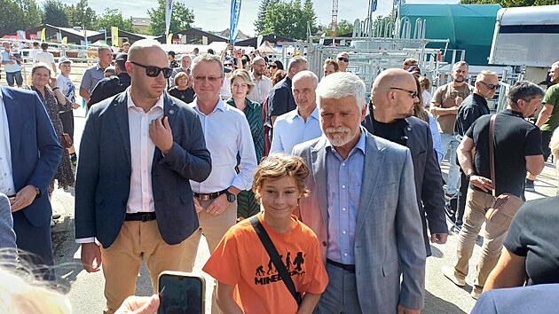 Prezident Petr Pavel s manželkou přijeli na Zemi živitelku. (24. srpna 2026)